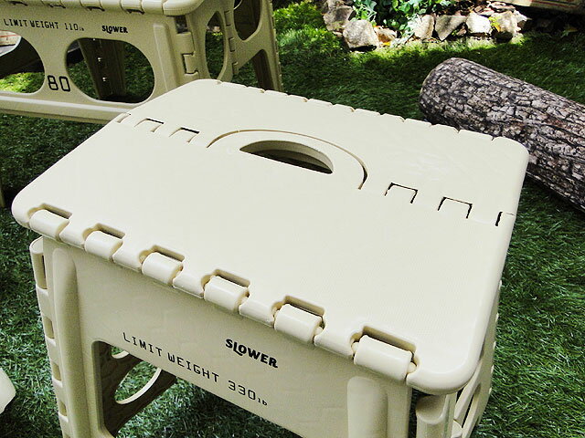 フォルディング・スツール(ベージュ) ■ アメリカン雑貨 アメリカ雑貨 アメリカ 雑貨 人気 おしゃれ アウトドア キャンプ ピクニック 花見 ピクニック 折りたたみ 折り畳み インテリア こだわり派が夢中になる!アメリカ雑貨屋 踏み台 男前 レジャー 海水浴 グッズ通販格安セール情報 楽天 通販