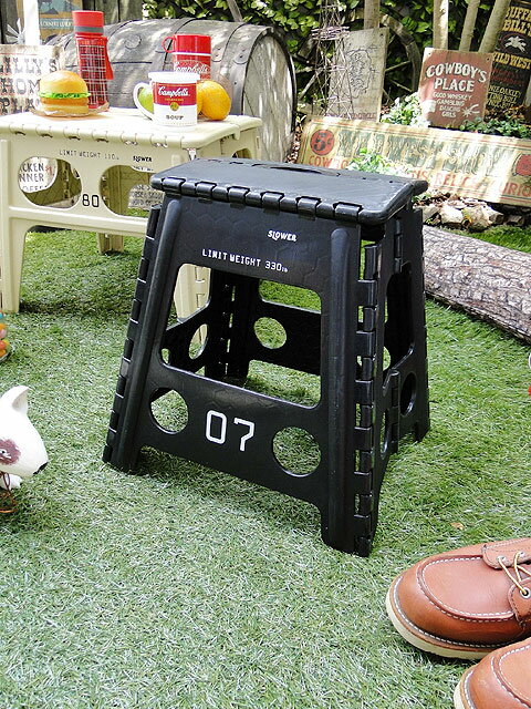 フォルディング・スツール(ブラック) ■ アメリカン雑貨 アメリカ雑貨 アメリカ 雑貨 人気 おしゃれ アウトドア キャンプ ピクニック 花見 ピクニック 折りたたみ 折り畳み インテリア こだわる アメリカ雑貨屋 踏み台 男前 レジャー 海水浴 グッズ おしゃれ通販格安セール情報 楽天 通販