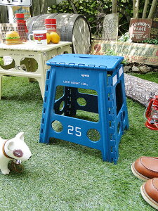 フォルディング・スツール(ブルー) ■ アメリカン雑貨 アメリカ雑貨 アメリカ 雑貨 人気 おしゃれ アウトドア キャンプ ピクニック 花見 ピクニック 折りたたみ 折り畳み インテリア こだわり派が夢中になる!アメリカ雑貨屋 踏み台 男前 レジャー 海水浴 グッズ通販格安セール情報 楽天 通販