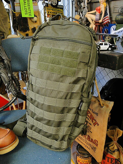 U.S.タイプ　ミリタリーボディバッグ　（オリーブドラブ）　アメリカン雑貨　アメリカ雑貨　ミリタリー..