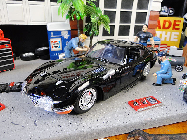 Jada　1967年　トヨタ2000GT　ダイキャストミニカー　1/24スケール　（ブラック）