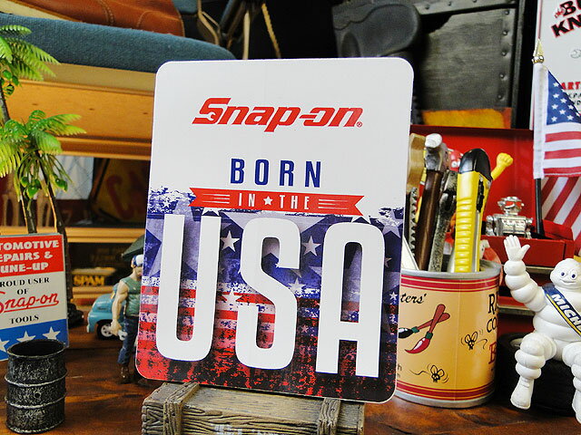 スナップオン　ステッカー　（BORN IN THE USA）　アメリカン雑貨　アメリカ雑貨　ガレージ雑貨　ガレージング雑貨　snap-on　工具ブランド　グッズ　おしゃれ　かっこいい