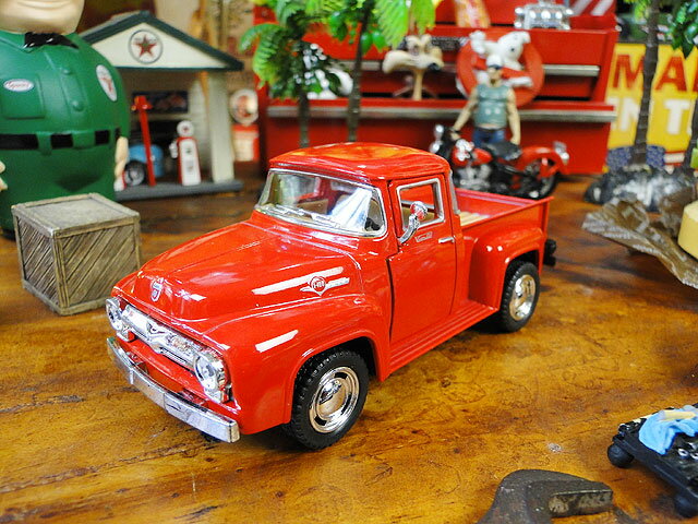 1956年　フォード　F-100　ピックアップ　ダイキャストミニカー　1/38スケール　（レッド）　アメリカン雑貨　アメリカ雑貨　グッズ