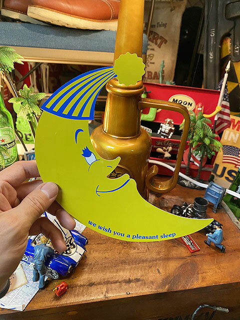 モーテルドアサイン (ムーンシェイプ) 看板 アメリカン雑貨 アメリカ雑貨 グッズ