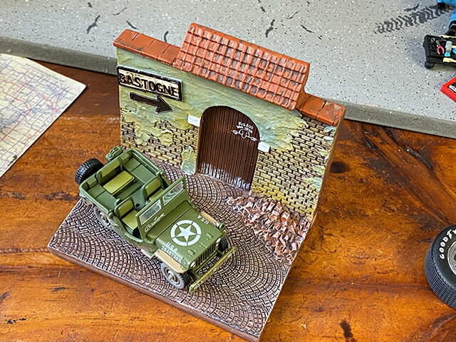 第二次世界大戦　ウイリス　ジープ　ダイキャストミニカー　（ジオラマベース付き）　アメリカン雑貨　アメリカ雑貨　ミリタリーグッズ　ミリタリー雑貨　サバイバルゲーム　サバゲー　おしゃれ かっこいい　ショップインテリア