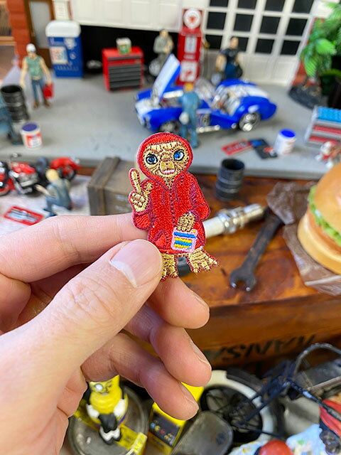 クラシックキャラクターワッペン　ミニサイズ　（E.T./赤ずきん）　アメリカン雑貨...