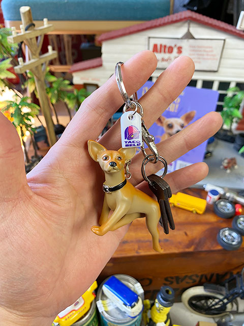 デッドストック品タコベルチワワのキーホルダー(2匹セット)