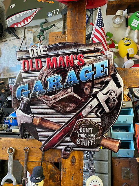 オールドマンガレージ　ブリキ看板　アメリカン雑貨　アメリカ雑貨　グッズ
