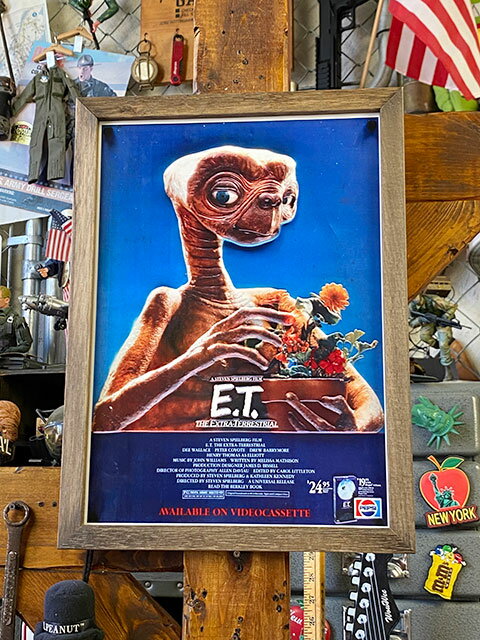 ポスターフレーム E.T./フラワーポット 