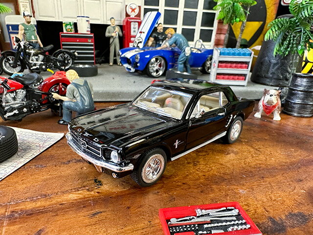 乐天商城 - 1964年　フォード　マスタング　ダイキャストミニカー　1/34スケール　（ブラック）　　アメリカン雑貨　アメリカ雑貨　モデルカー　ジオラマ　グッズ