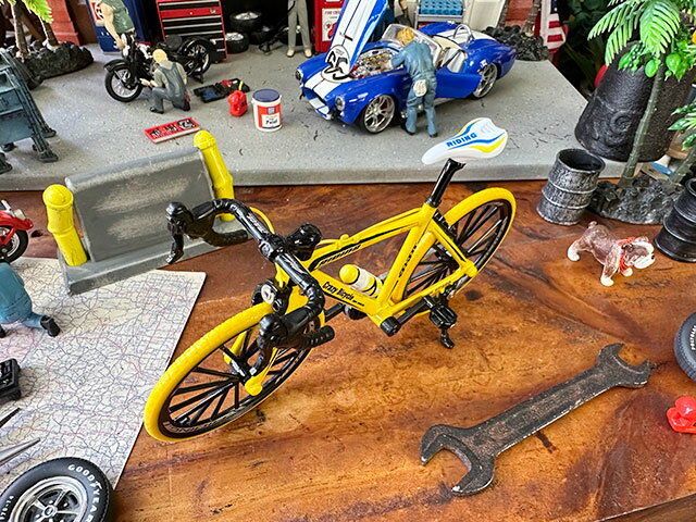 自転車　ロードバイク　ダイキャストミニカー　（イエロー）　アメリカン雑貨　ア...