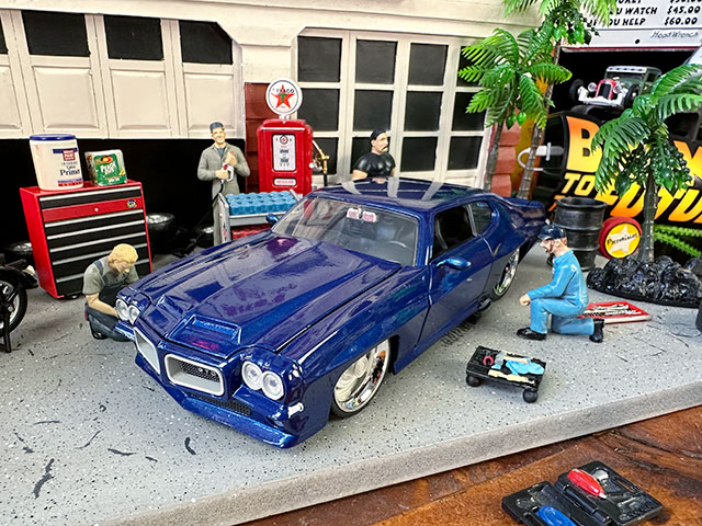 Jada 1971年 ポンティアック GTO ダイキャストミニカー 1/24スケール （ディープブルー）