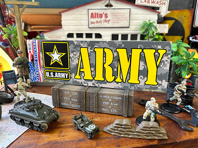 ミリタリーバンパーステッカー　（U.S.アーミー/デジカモ）　アメリカン雑貨　アメリカ雑貨　ミリタリーグッズ　ミリタリー雑貨　サバイバルゲーム　サバゲー　おしゃれ かっこいい　ショップインテリア