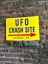 「UFO墜落現場の案内看板」　アルミサインボード　（リフレクター仕様）