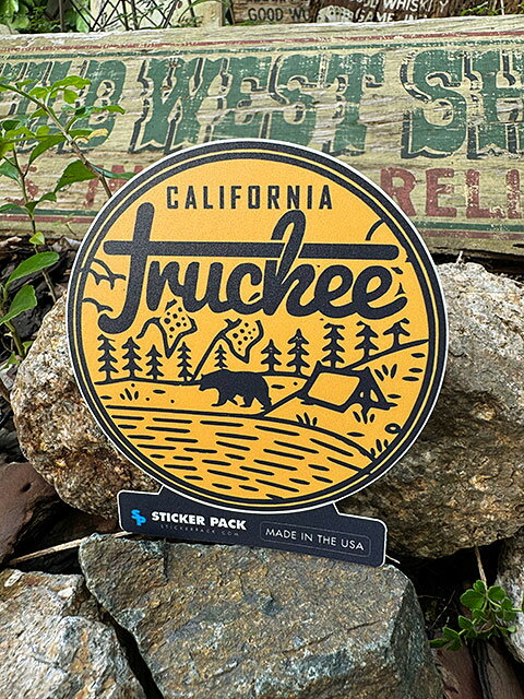 ステッカーパック　アウトドア　ステッカー　Lサイズ　（トラッキーwithベアー）　MADE IN U.S.A.　耐水＆耐光素材　PVCステッカー　アメリカン雑貨　アメリカ雑貨　グッズ