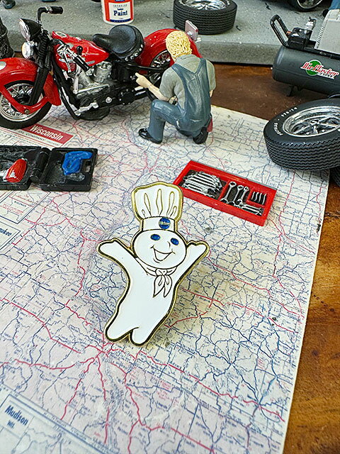 U.S.ヴィンテージスタイル　ピンズ　（ドゥボーイ）　アメリカン雑貨　アメリカ雑貨　グッズのサムネイル