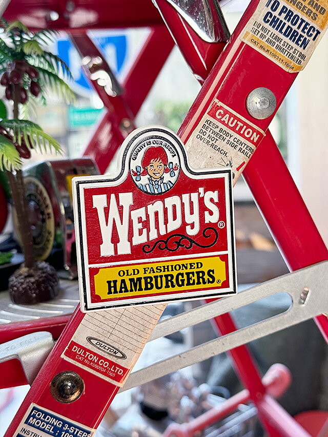 ウェンディーズ　オフィシャル　フリッジ　マグネット　（クラシックロゴ）　アメリカン雑貨　アメリカ..