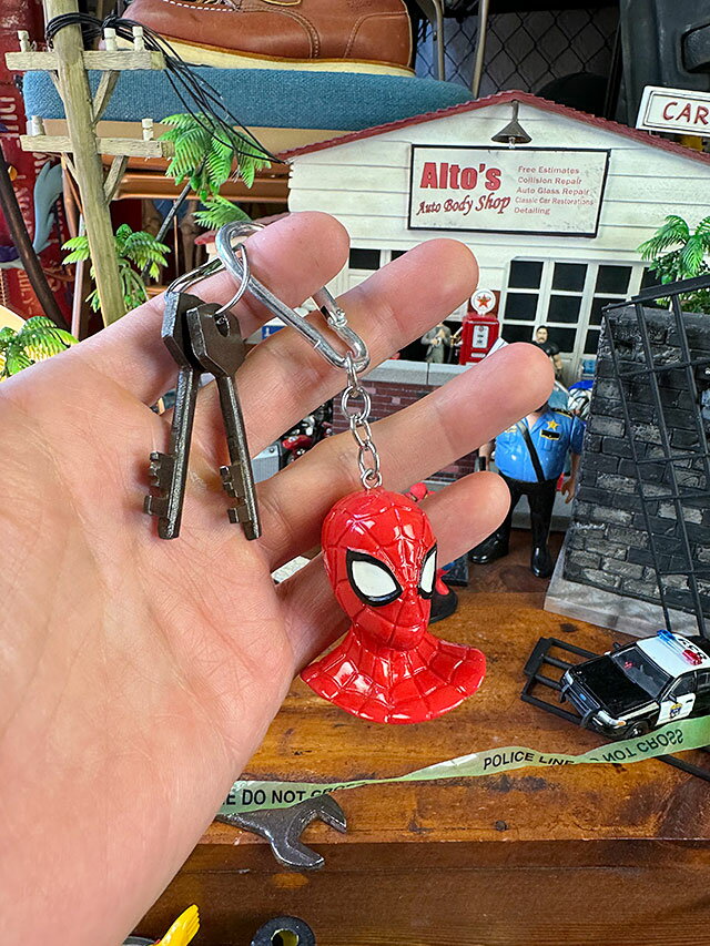 マーベル スパイダーマン 3Dキーホルダー 公式グッズ アメリカン雑貨 アメリカ雑貨 映画グッズ おしゃれ MARVEL マーヴェル アベンジャーズ