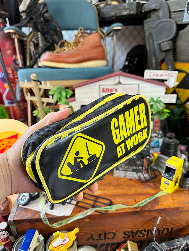 GAMER AT WORK　ゲーマー　ペンケース　ガジェットケース　公式グッズ　アメリカン雑貨　アメリカ雑貨　グッズ　おしゃれステーショナリー　おしゃれ文房具　文具　ショップインテリア candytower-10058446 アメリカ雑貨通販キャンディタワー サンプル画像2
