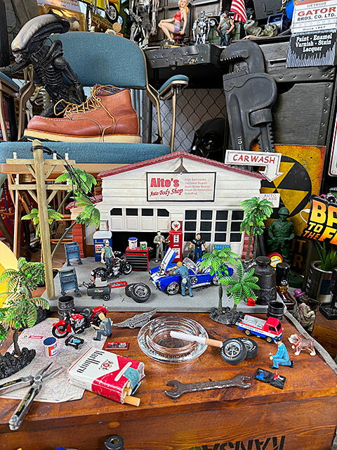 �ޡ�����꡼�����饹��������ȥ쥤���ʥ��ꥢ/�����������ˡ�����ꥫ�󻨲ߡ�����ꥫ���ߡ����å����ȥ졼��������� ���ä����������졼�����ߡ����졼���󥰻��ߡ��������ʱ쥰�å����ȥ졼