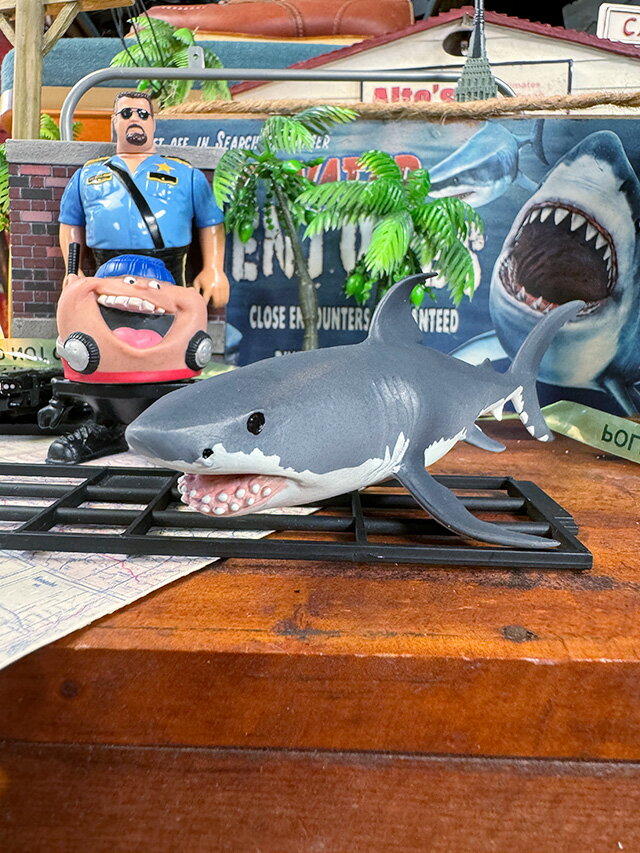 ホホジロザメ　フィギュア　海の生き物リアルフィギュア　サメ　ジョーズ　アメリカン雑貨　アメリカ雑貨　グッズ　おしゃれ　ショップインテリア　アニマル　動物　ジオラマ　プレゼント　ギフト