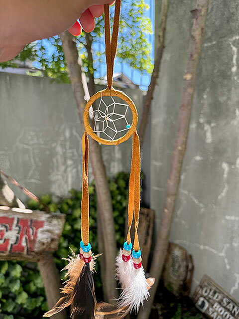 ネイティブアメリカン　ナバホ族が手掛けた本物　ドリームキャッチャー　（Sサイズ/ライトブラウン）　..