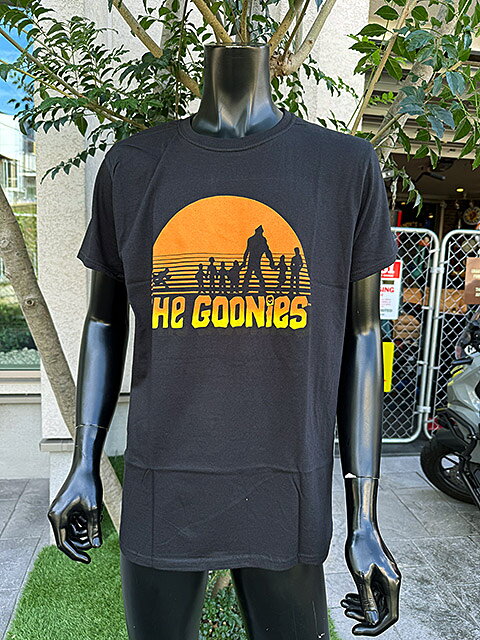 映画 グーニーズ サンセットロゴ オフィシャル Tシャツ 公式グッズ アメリカン雑貨 アメリカ雑貨 映画グッズ アメカジ カジュアル おしゃれ かっこいい 半袖