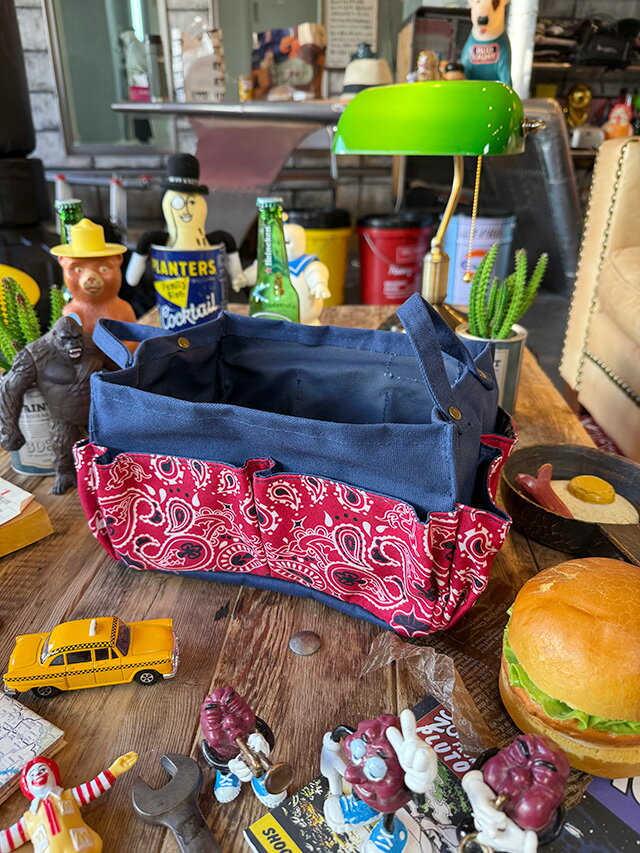 バンダナ柄 収納バスケット 小物入れ アメリカン雑貨 アメリカ雑貨 グッズ おしゃれ ショップインテリア 生活グッズ 生活雑貨