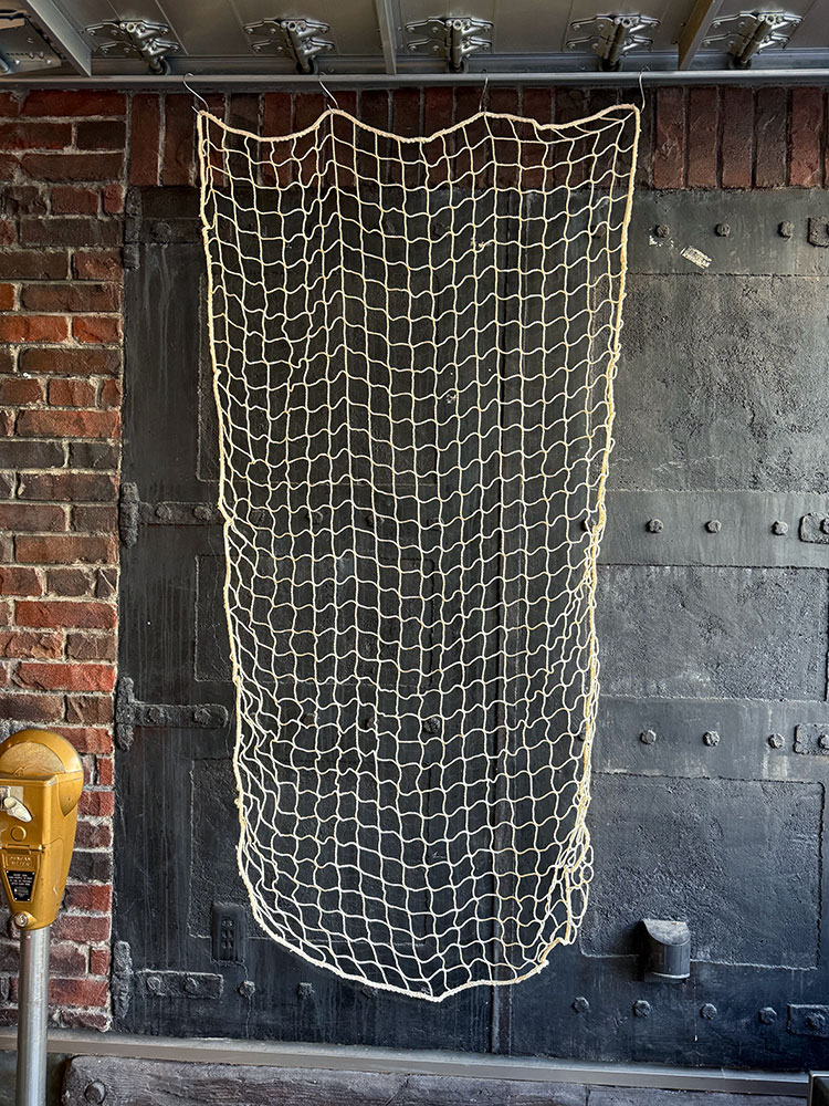 雑貨ディスプレイ ウォールネット 180cm×100cm （アイボリー） アメリカン雑貨 アメリカ雑貨 グッズ おしゃれ ショップインテリア ショップディスプレイ