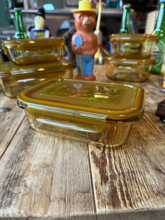 樂天商城 - ヒートレジスタント　フードコンテナ　アンバー　（長方形/640ml/Mサイズ）　耐熱ガラス　単品　アメリカン雑貨　アメリカ雑貨　キッチングッズ　キッチン雑貨　キッチン用品　おしゃれ　ショップインテリア