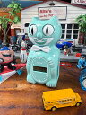 目玉がキョロキョロ動く! キットキャット デジタルアラームクロック (オーシャンウェーブ) MADE IN U.S.A. 置き時計 アラーム機能 アメリカン雑貨...