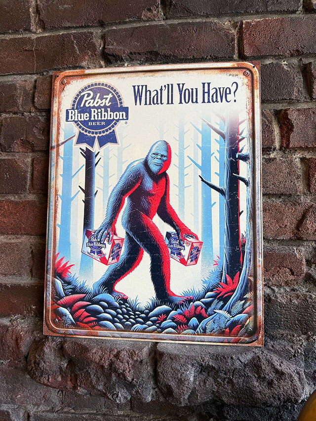 パブスト・ブルーリボン ビッグフット ブリキ看板 アメリカン雑貨 アメリカ雑貨 グッズ おしゃれ パブグッズ バーグッズ 自宅バー ショップインテリア