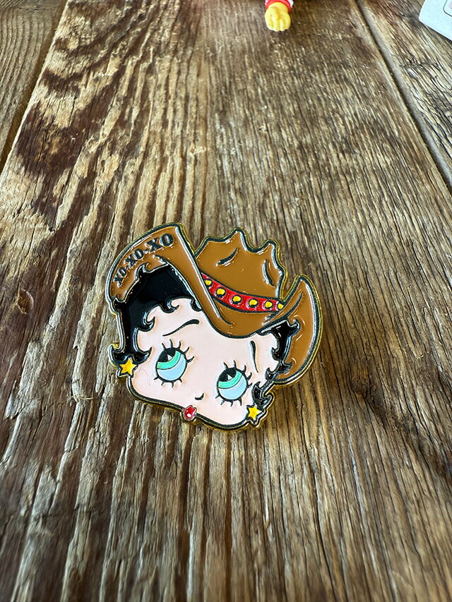 ベティ・ブープ　ピンバッジ　（カウガール）　ピンズ　アメリカン雑貨　アメリカ雑貨　キャラグッズ　..