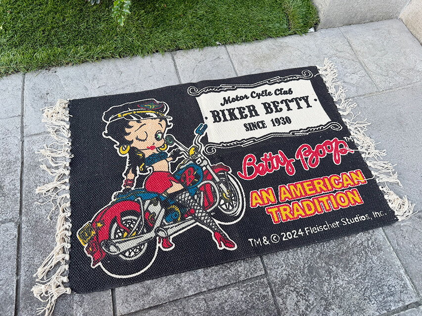 ベティ・ブープ コットンマット 70cm レギュラーサイズ （ブラックバイカーベティ） アメリカン雑貨 アメリカ雑貨 キャラグッズ アメキャラ ベティー ベティーちゃん ベティちゃん おしゃれ ショップインテリア