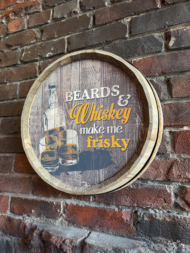 ウイスキー樽　ウォールディスプレイ　（ひげとウイスキーが揃うとちょっとハイになる）　アメリカン雑..