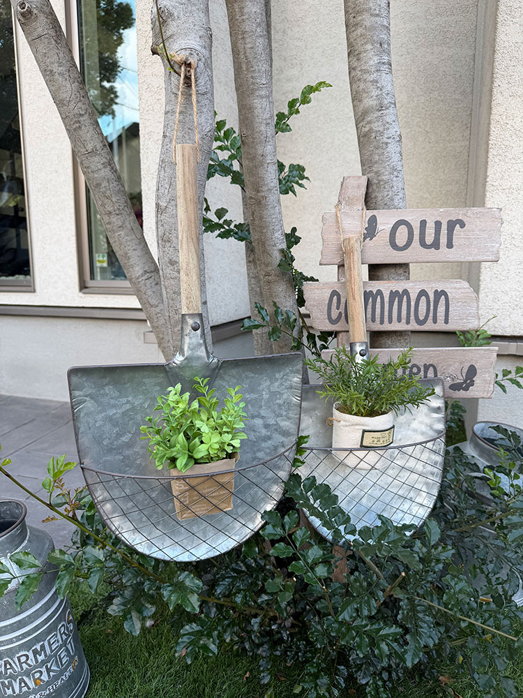 ペレット スコップ型 ウォールプランター （大小2個セット） アメリカン雑貨 アメリカ雑貨 アンティーク風 ヴィンテージ風 ビンテージ風 レトロ ノスタルジック グッズ おしゃれ ショップインテリア ガーデニンググッズ ガーデニング雑貨 置物 オブジェ 庭