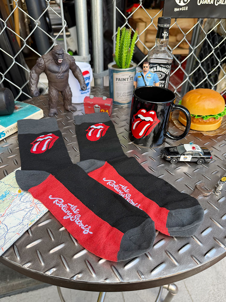 ローリングストーンズ マグカップ ＆ ソックス ギフトボックス 公式グッズ アメリカン雑貨 アメリカ雑貨 グッズ おしゃれ ショップインテリア