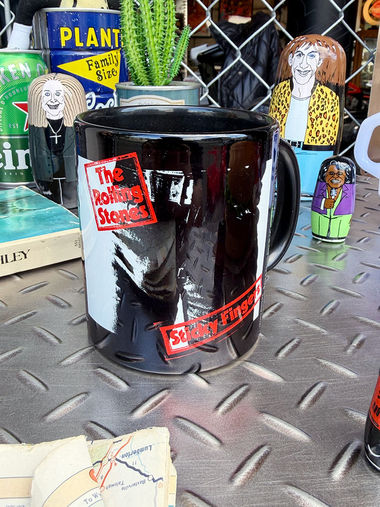 ローリングストーンズ　スティッキーフィンガーズ　オフィシャル　マグカップ　315ml　公式グッズ　ア ...