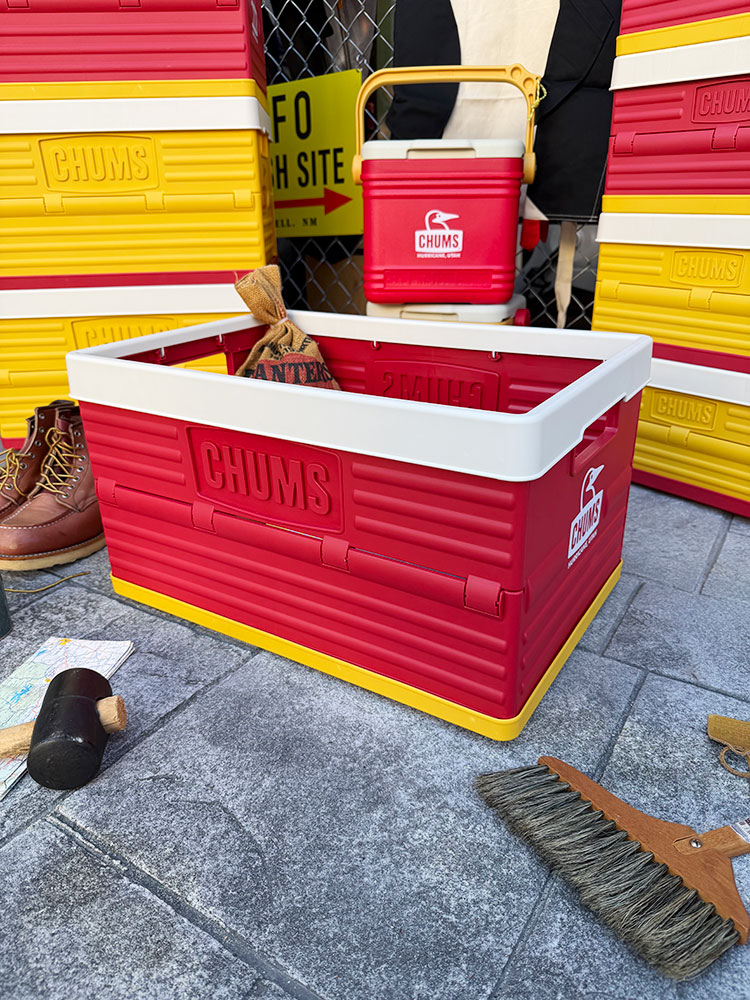 樂天商城 - CHUMS　チャムス　オフィシャル　キャンパー　フォールディング　コンテナ　45Lサイズ　（Lサイズ/レッド）　折りたたみ収納ケース　単品　アメリカン雑貨　アメリカ雑貨　おしゃれキャンプ　アウトドアグッズ　BBQ　バーベキュー　グランピング　かわいい
