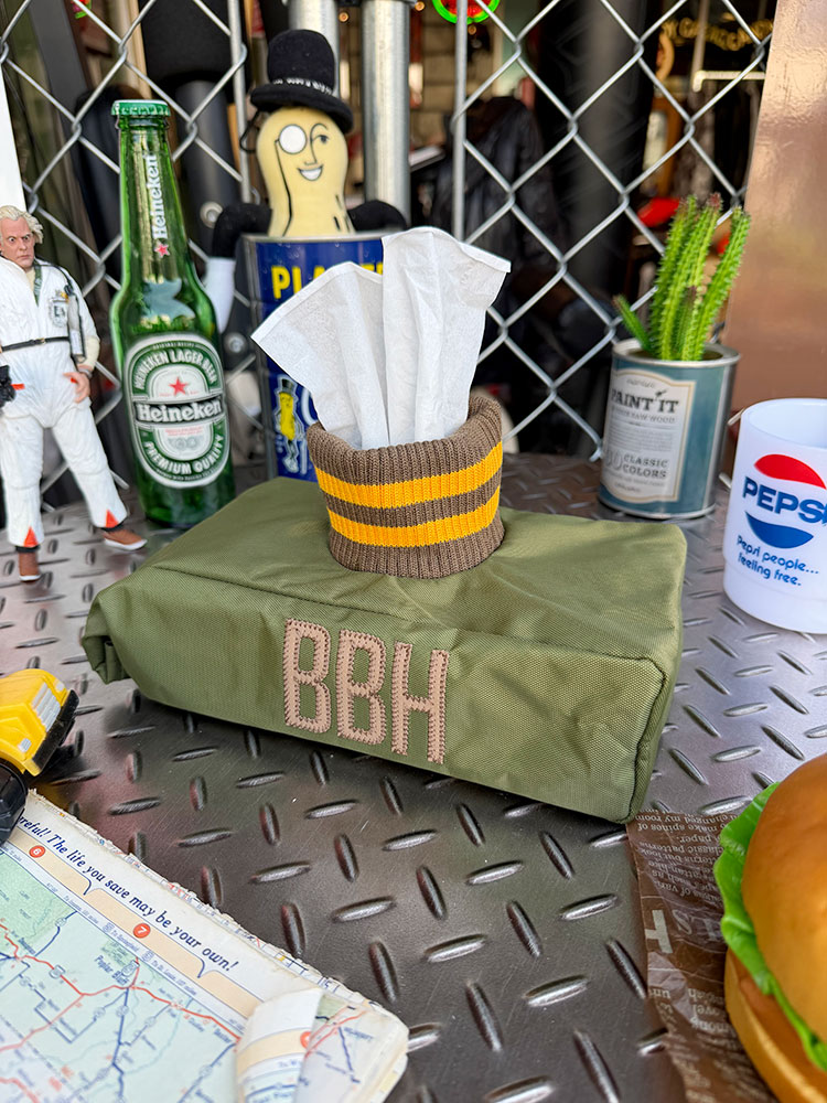 カレッジジャケット リブ "BBH" ティッシュケース （カーキ） トスダイス ティッシュカバー ※袋入りティッシュ用 アメリカン雑貨 アメリカ雑貨 グッズ おしゃれ ショップインテリア 生活雑貨