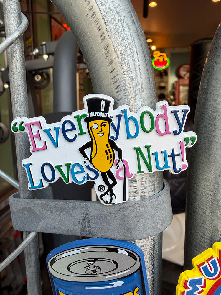 プランターズ ミスターピーナッツ オフィシャル マグネット （EVERYBODY LOVES A NUT!） 単品 アメリカン雑貨 アメリカ雑貨 カンパニーグッズ アメリカンカンパニー 企業グッズ アメキャラ ミスターピーナツ おしゃれ ショップインテリア