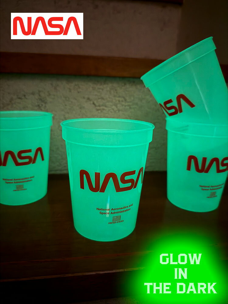 暗闇で光る！ 蓄光 NASA アストロ グロー カップ MADE IN U.S.A. オフィシャル アメリカン雑貨 アメリカ雑貨 グッズ プラカップ コップ