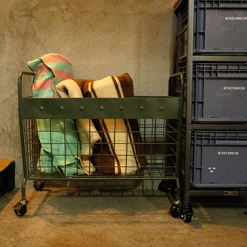 樂天商城 - ミリタリーテイスト　メッシュカーゴ　（オリーブ）　全国送料無料（沖縄・離島除く）　秘密基地系ファニチャー　FML　アメリカン雑貨　アメリカ雑貨　ミリタリーグッズ　ミリタリー雑貨　おしゃれ かっこいい　ガレージ雑貨　ガレージング雑貨　大型家具