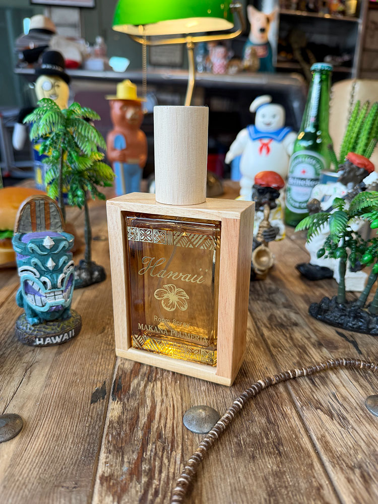 ハワイアン　ウッデン　ルームスプレー　100ml　（プルメリアの香り）　ルームフレグランス　アメリカ ...