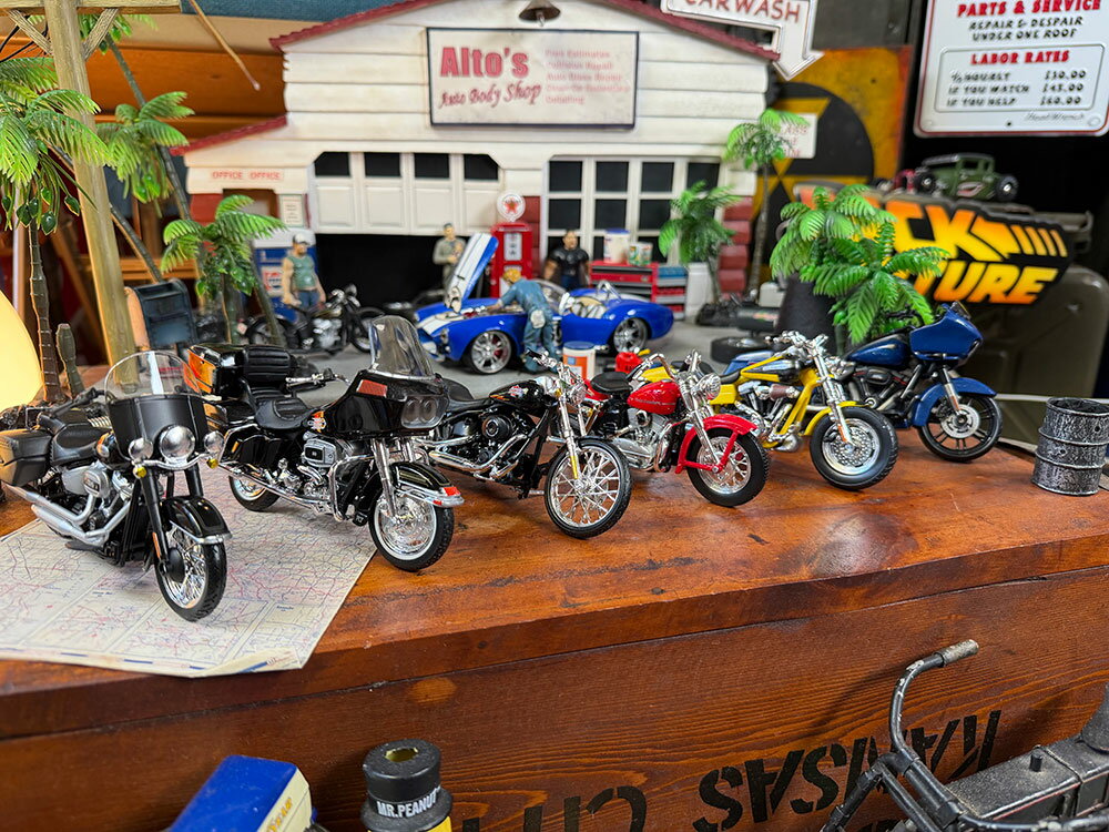 マイスト　ハーレーダビッドソン　ダイキャスト　バイク　ミニカー　6台セット　1/18スケール　（シリーズ45）　アメリカン雑貨　アメリカ雑貨　グッズ　おしゃれ かっこいい　ガレージ雑貨　ガレージング雑貨 HARLEY　DAVIDSON　バイク　バイカー　ブランド