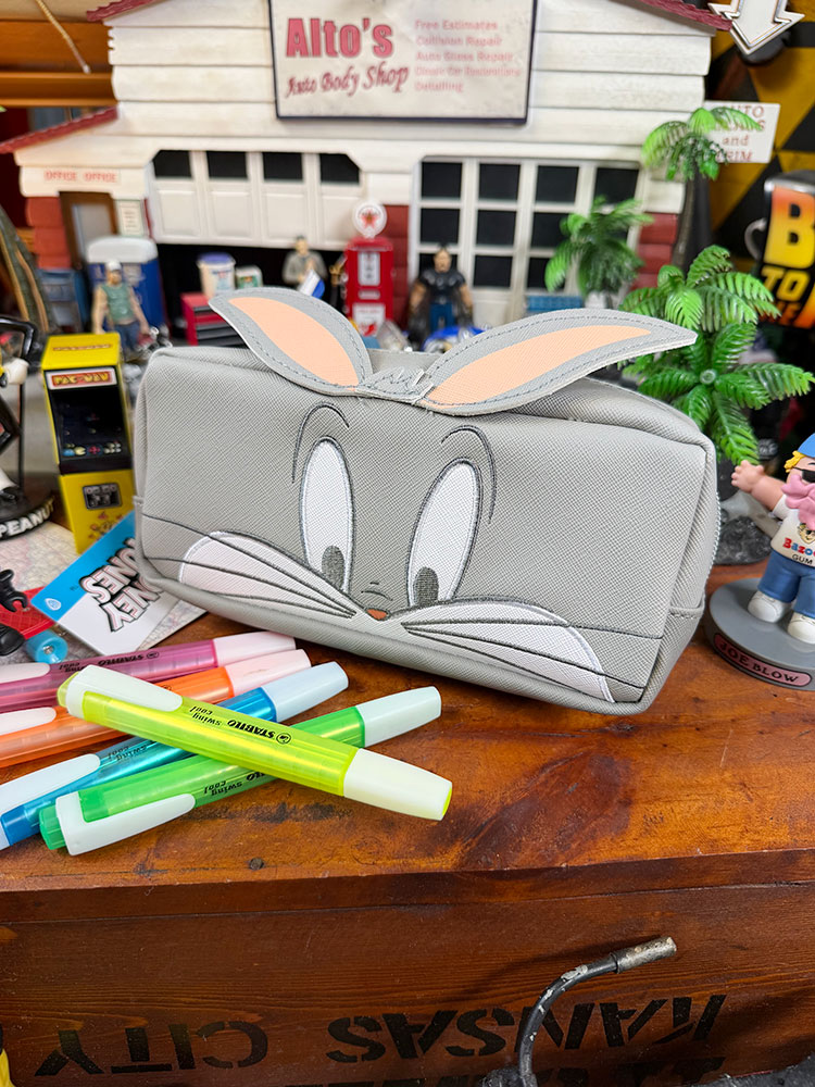 Rakuten - ルーニーテューンズ　バッグスバニー　ドアップ　ペンポーチ　アメリカン雑貨　アメリカ雑貨　キャラクターグッズ　キャラグッズ　アメキャラ　おしゃれ　おしゃれステーショナリー　おしゃれ文房具　文具　ショップインテリア