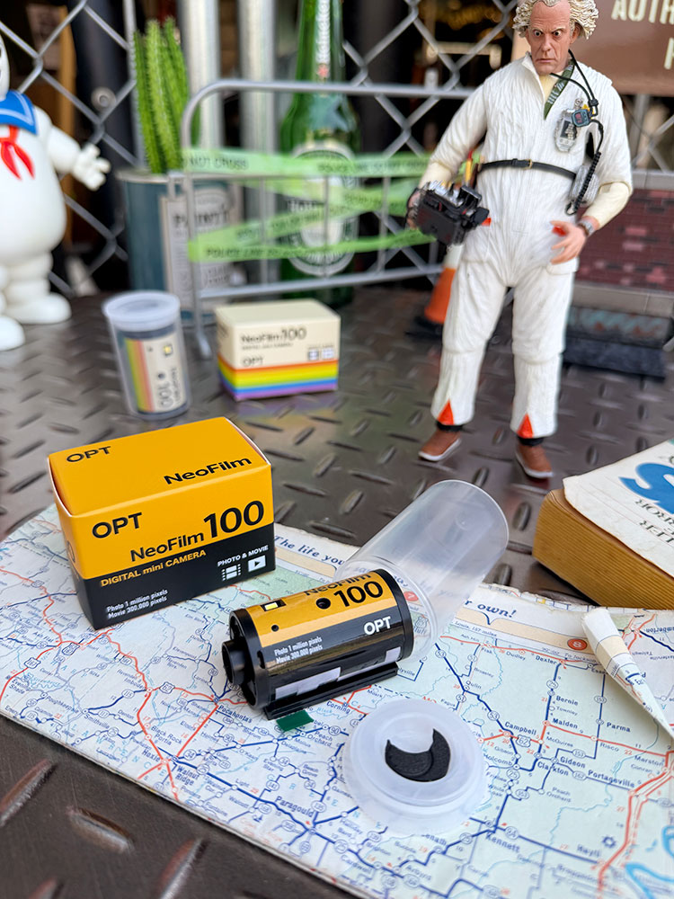 フィルムカメラ風の懐かしい写真が撮れる！　Opt! Neo Film　ネオフィルム100　フィルム型 ...
