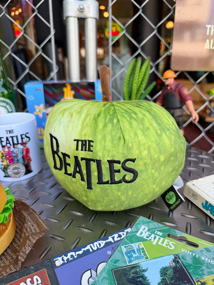ビートルズ　アップル　オフィシャル　ぬいぐるみ　公式グッズ　アメリカン雑貨　アメリカ雑貨　グッズ　おしゃれ　ショップインテリア