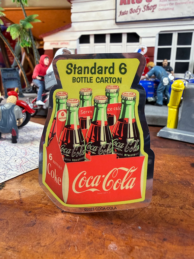 コカ・コーラ　オフィシャル　ミニステッカー　（6パックカートンボックス）　アメリカン雑貨　アメリカ雑貨　コカコーラグッズ　おしゃれ　ショップインテリア　シール　デカール