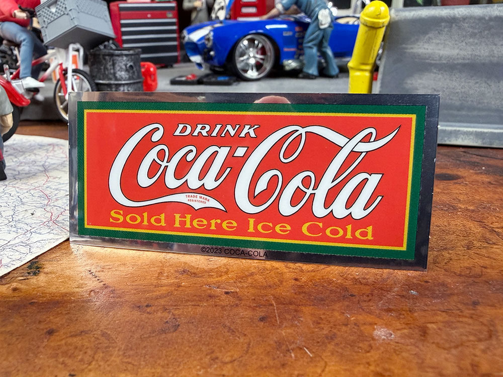 コカ・コーラ　オフィシャル　ミニステッカー　（SOLD HERE ICE COLD）　アメリカン雑貨　アメリカ雑貨　コカコーラグッズ　おしゃれ　ショップインテリア　シール　デカール